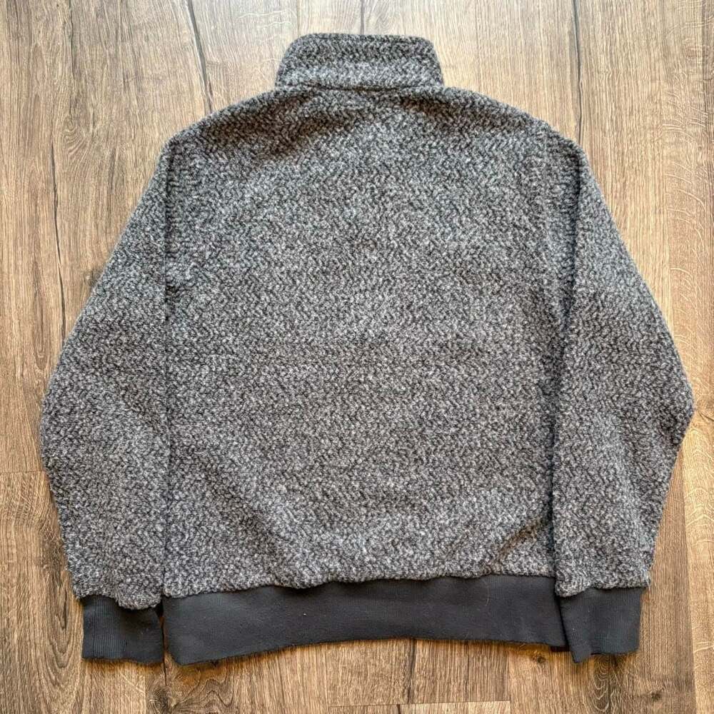 Patagonia Pile Fleece 1/4 Zip Pullover Grey Women's Small - Picture 3 of 6